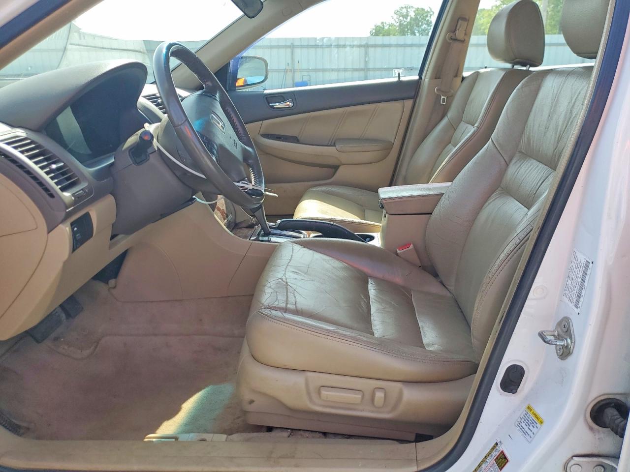 2007 HONDA ACCORD photo 19