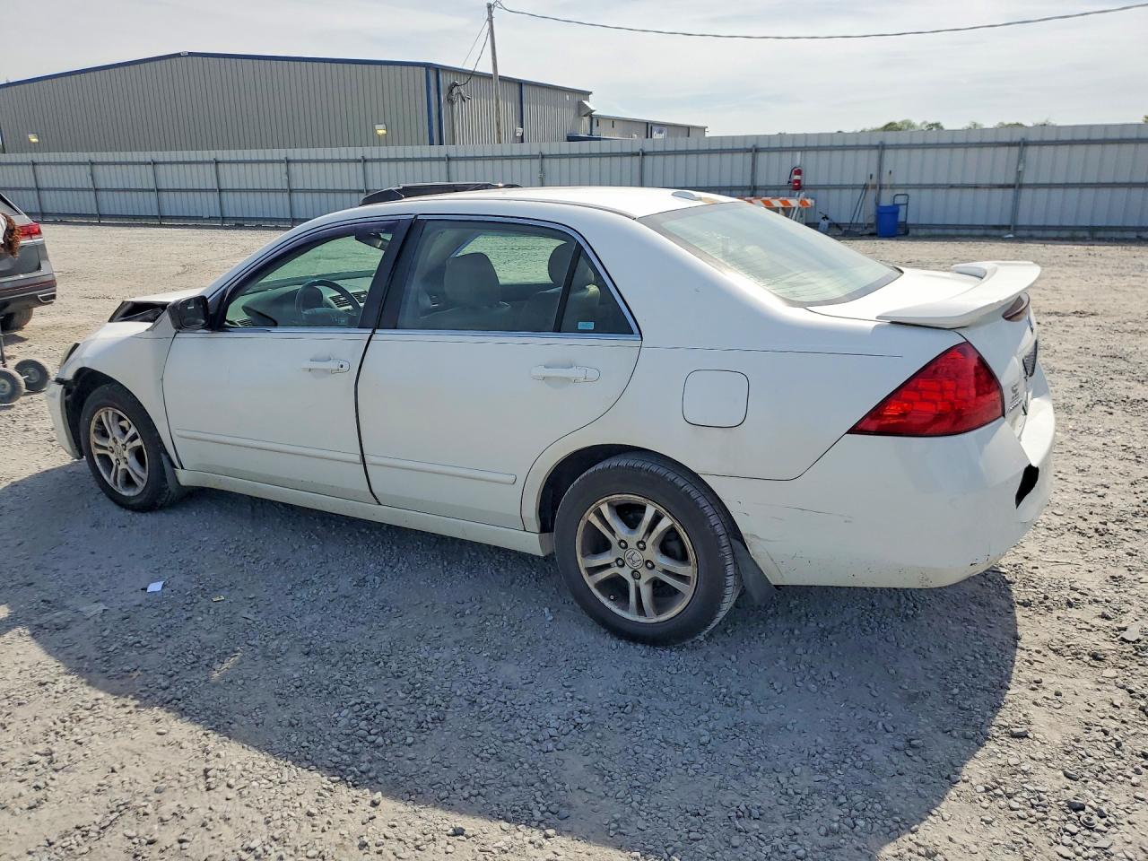 2007 HONDA ACCORD photo 4