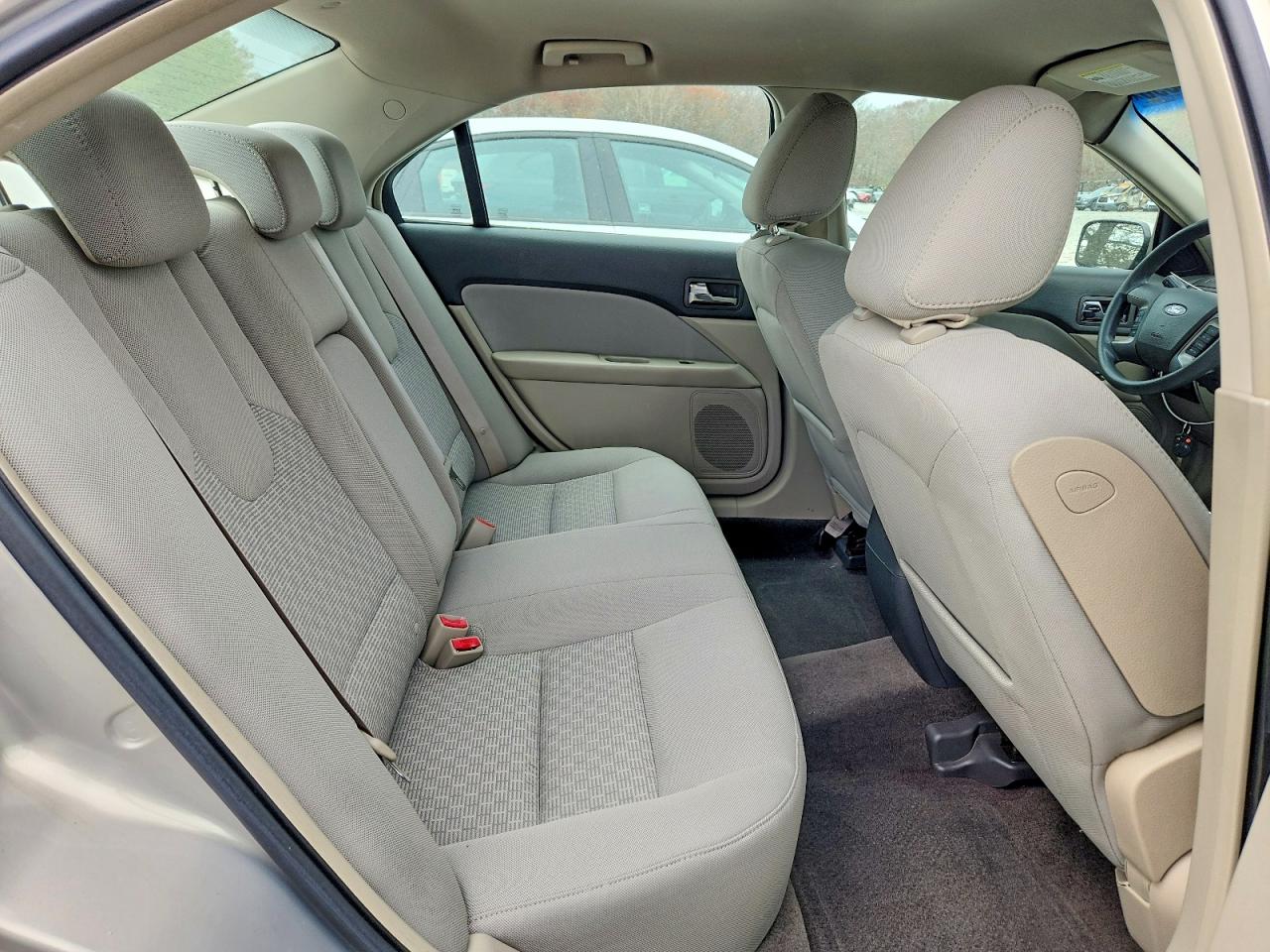 2010 FORD FUSION SE photo 28
