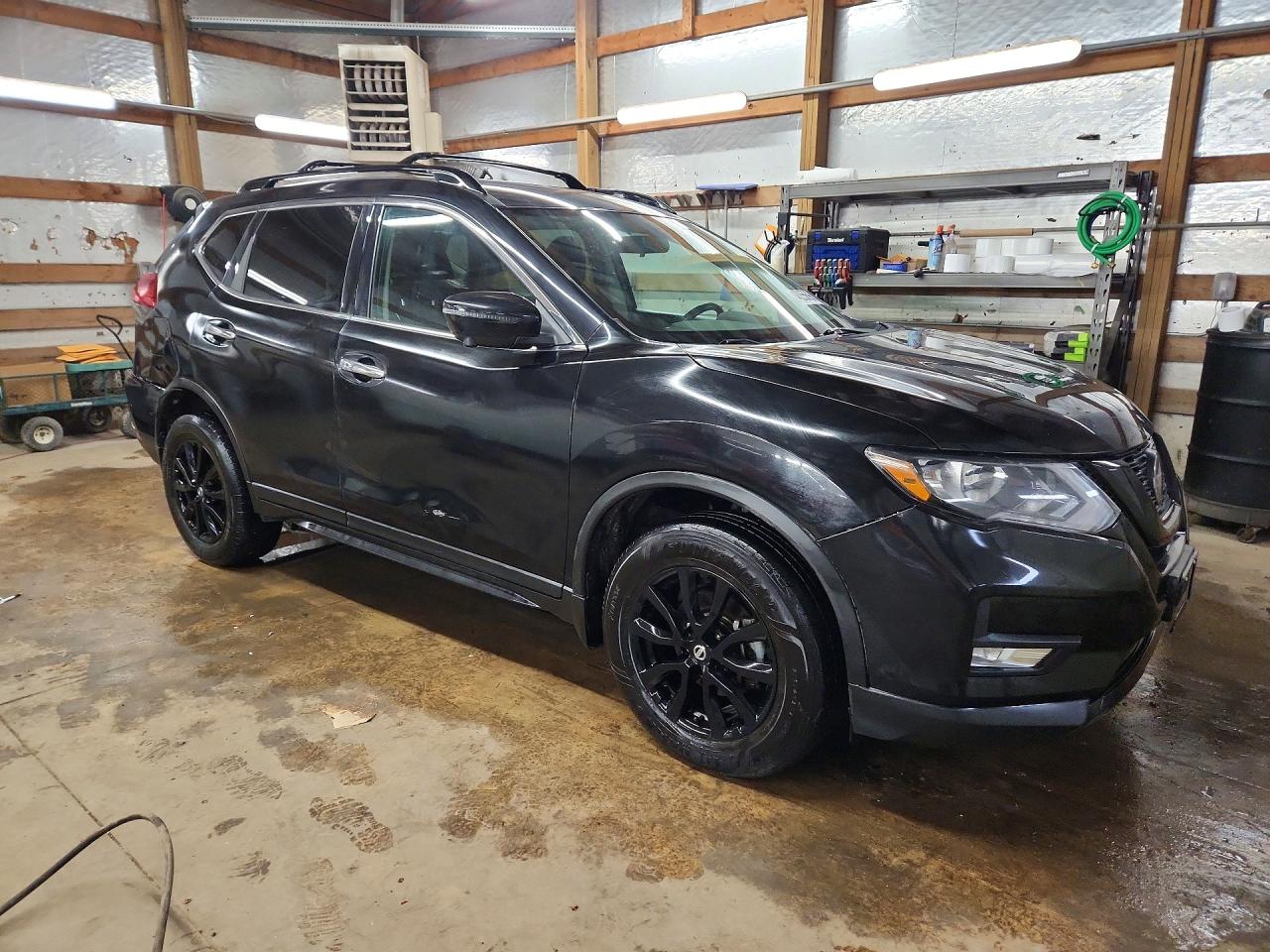 2018 NISSAN ROGUE SV photo 10