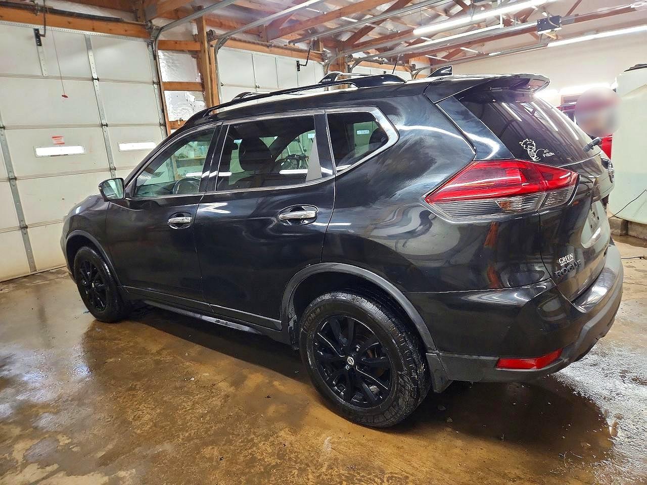 2018 NISSAN ROGUE SV photo 4