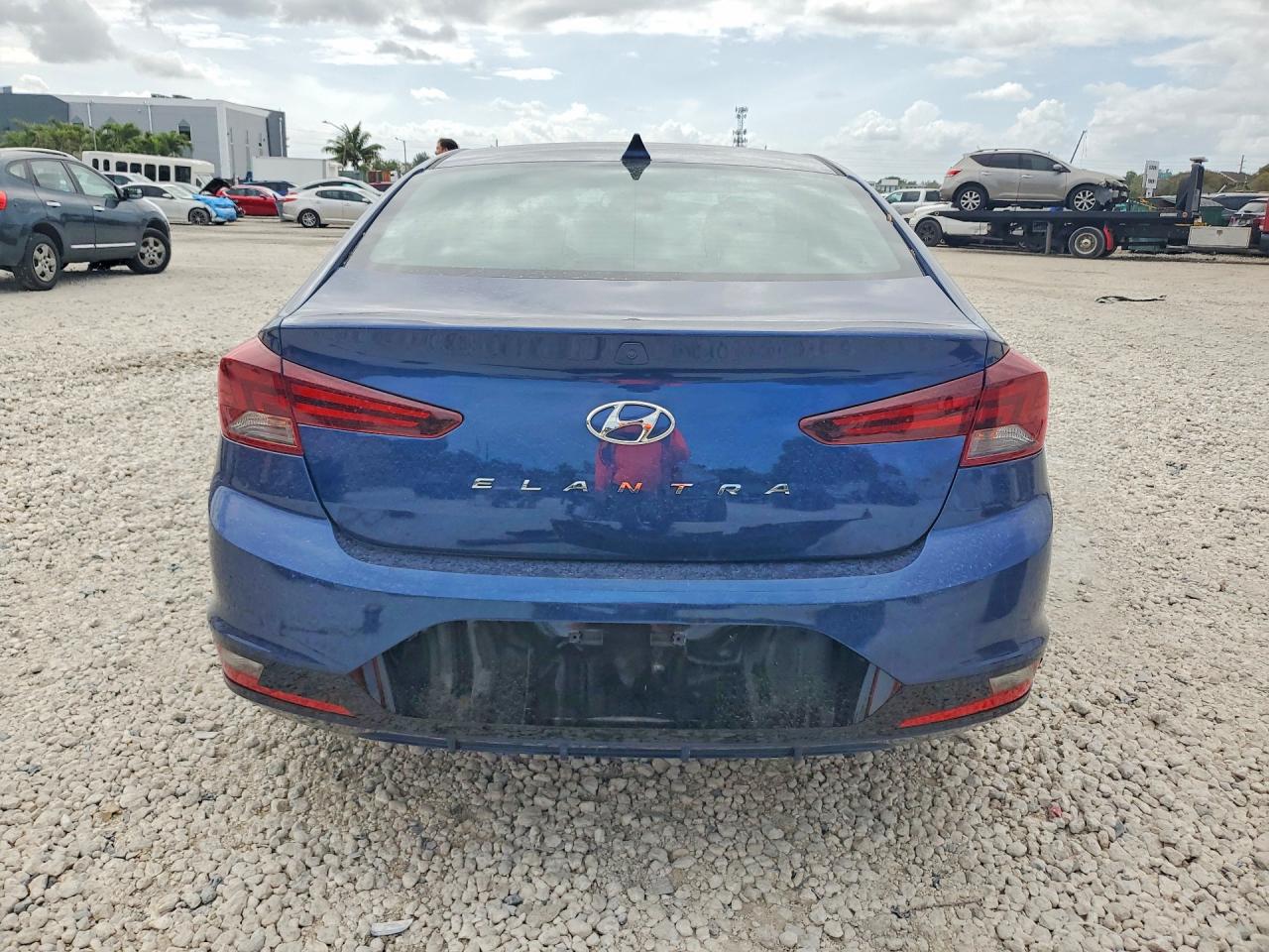 2020 HYUNDAI ELANTRA VALUE EDITION photo 16