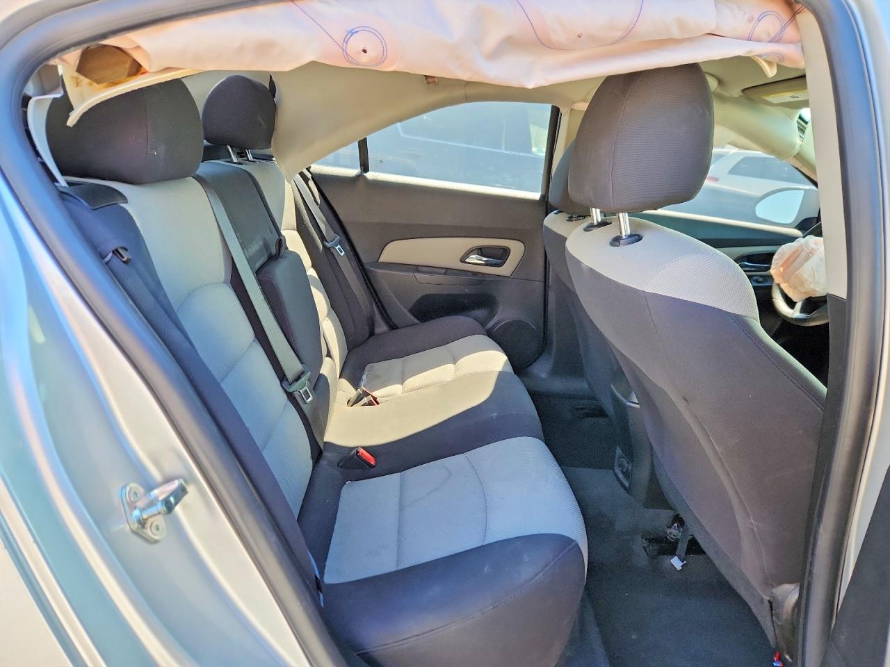 2014 CHEVROLET CRUZE LS photo 19