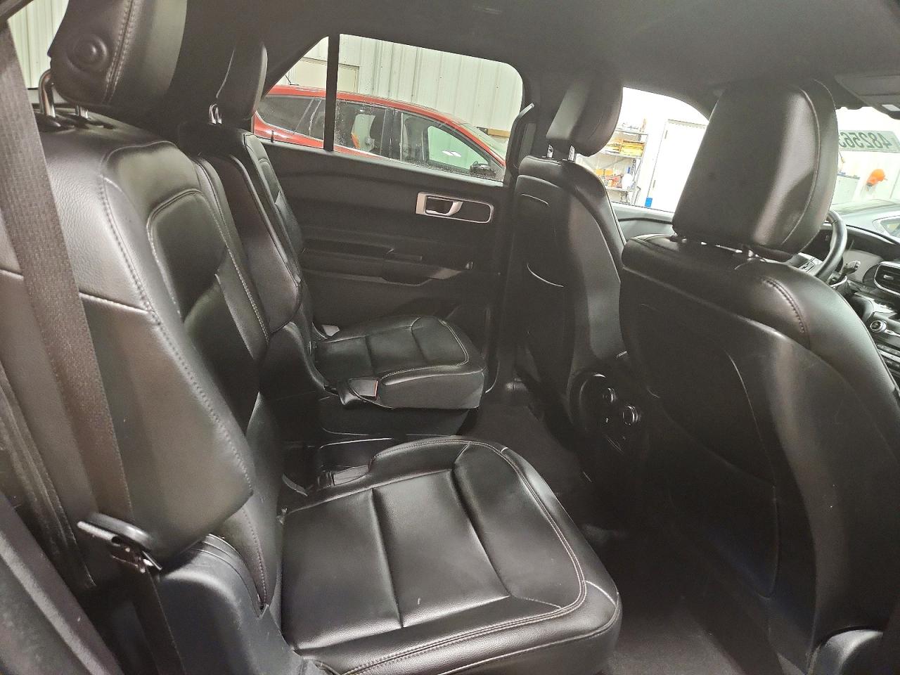 2020 FORD EXPLORER XLT photo 11