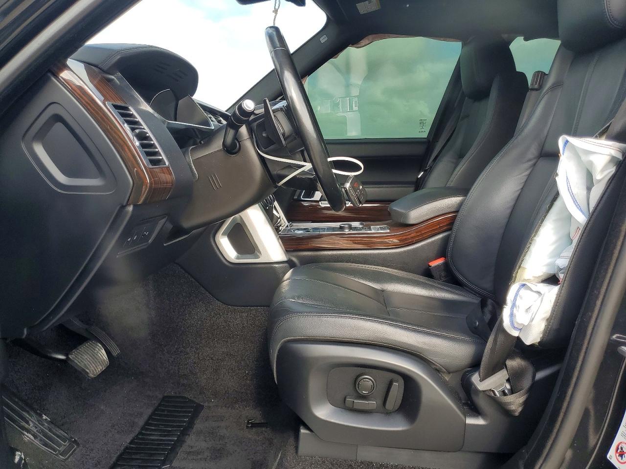2017 LAND ROVER RANGE ROVER photo 13