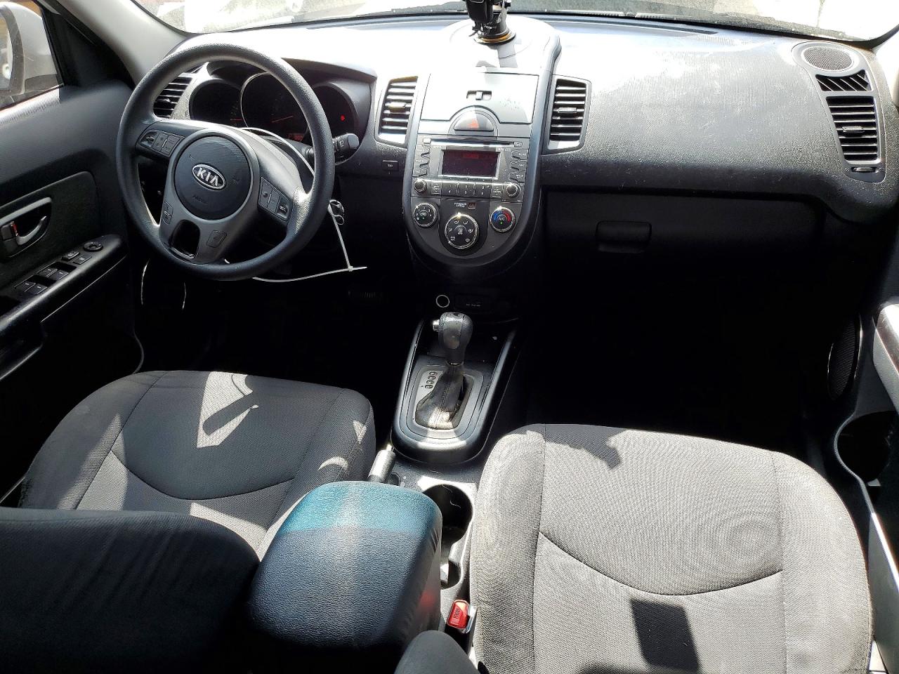 2011 KIA SOUL + photo 15