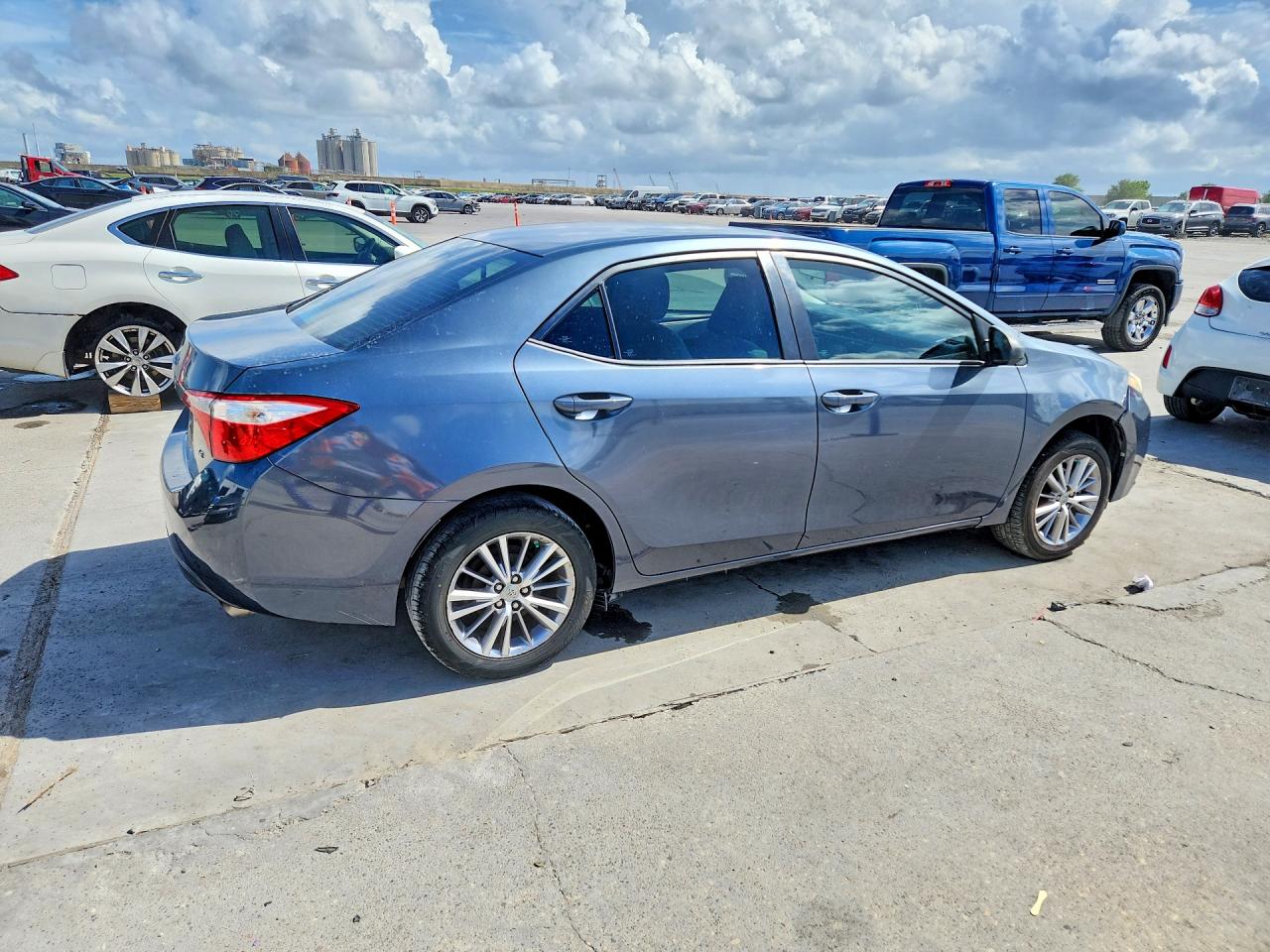 2015 TOYOTA COROLLA LE PLUS photo 3