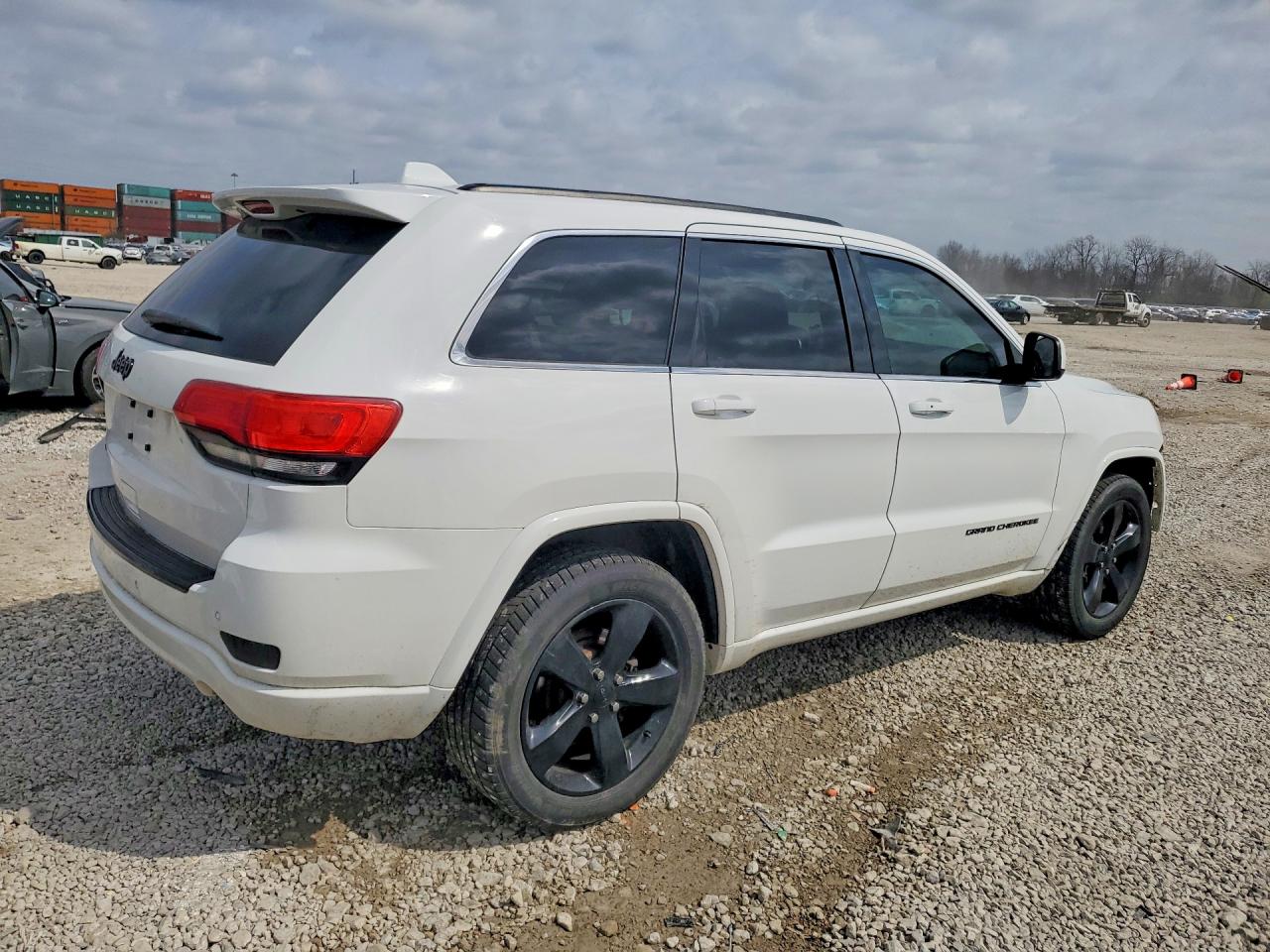 2015 JEEP GRAND CHEROKEE LAREDO photo 5