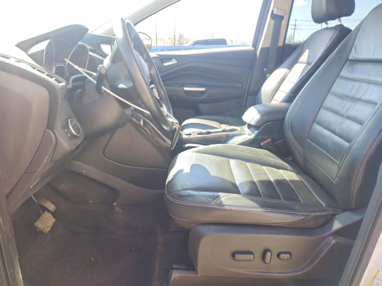 2016 FORD ESCAPE TITANIUM photo 19