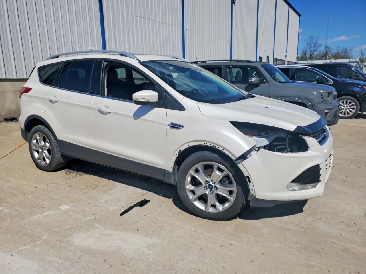 2016 FORD ESCAPE TITANIUM photo 10