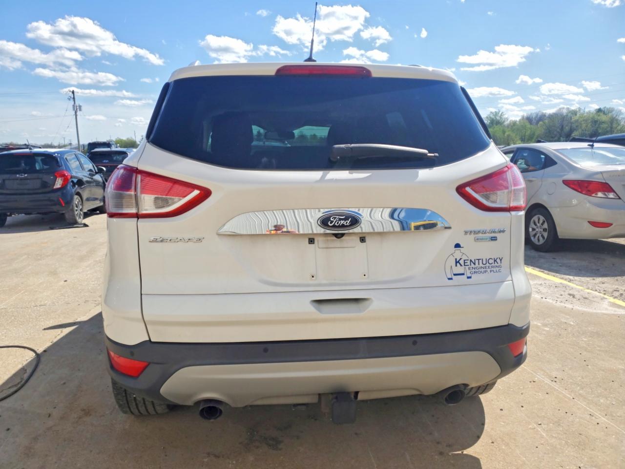 2016 FORD ESCAPE TITANIUM photo 16