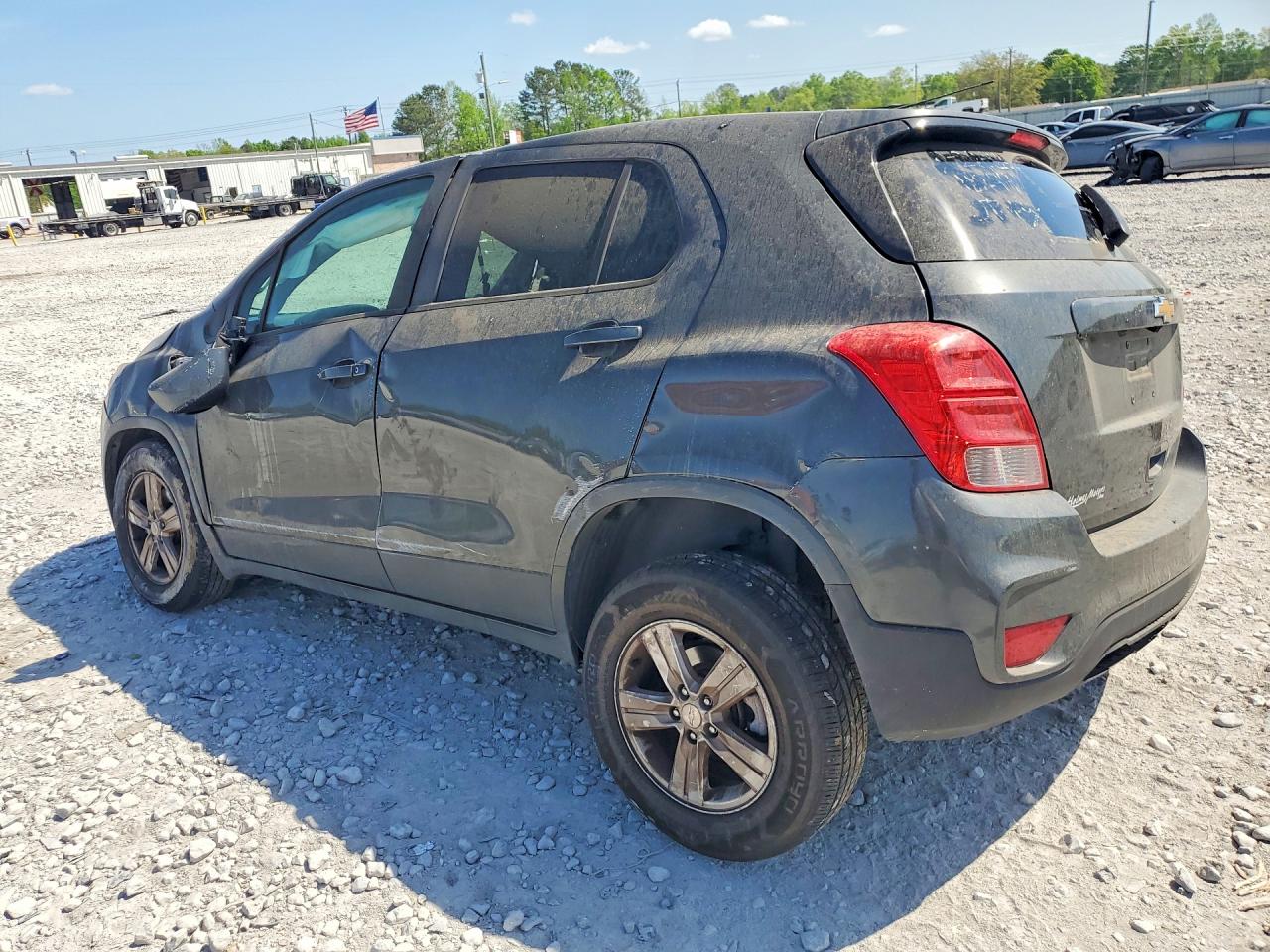 2019 CHEVROLET TRAX LS photo 3