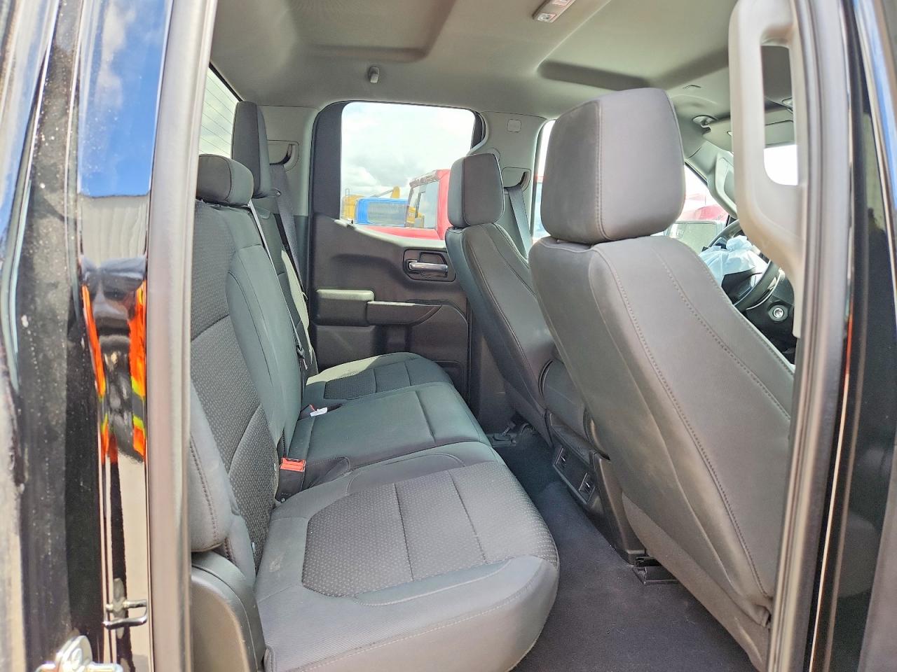 2020 CHEVROLET SILVERADO C1500 CUSTOM photo 19