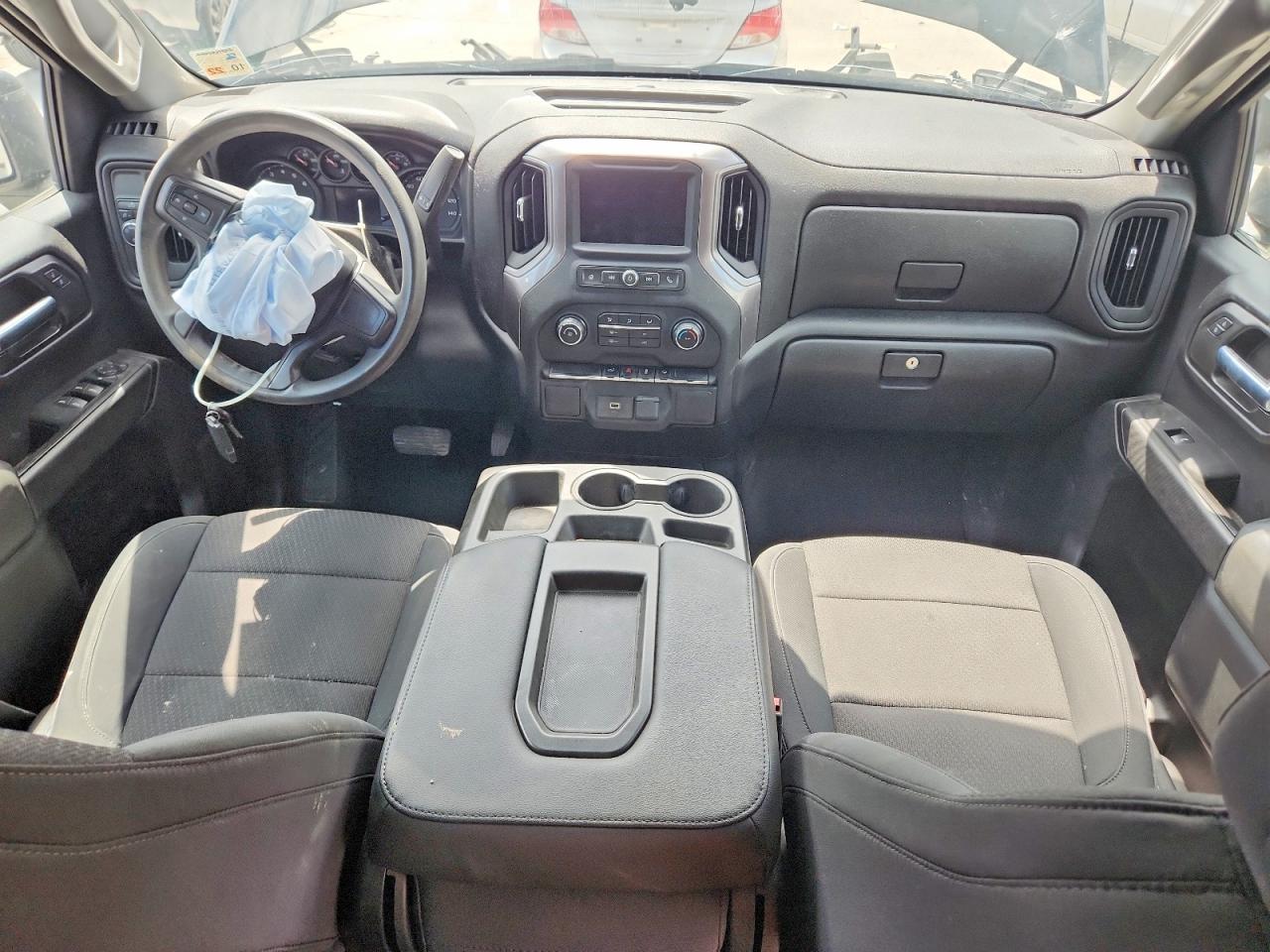 2020 CHEVROLET SILVERADO C1500 CUSTOM photo 15