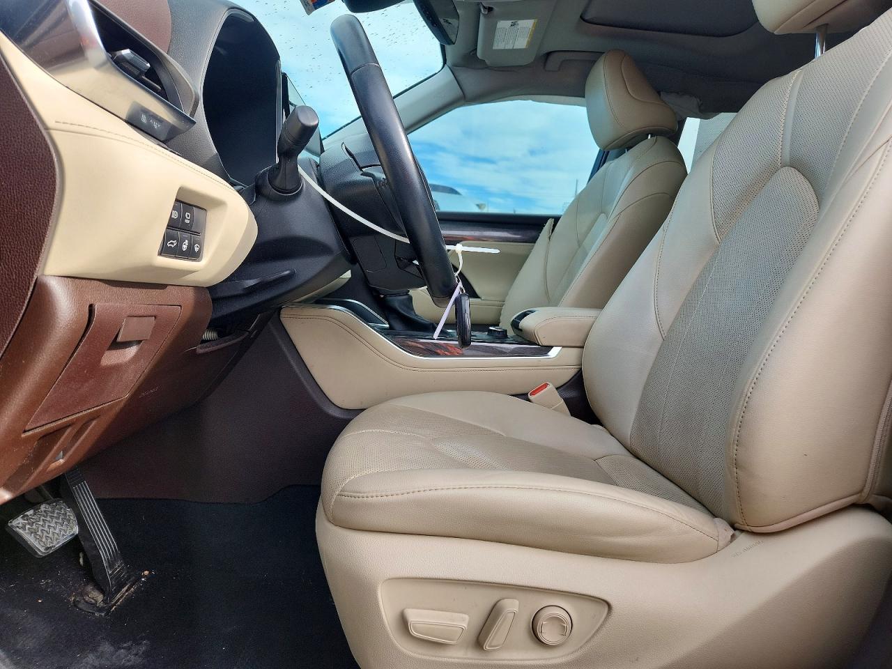 2022 TOYOTA HIGHLANDER LIMITED photo 19