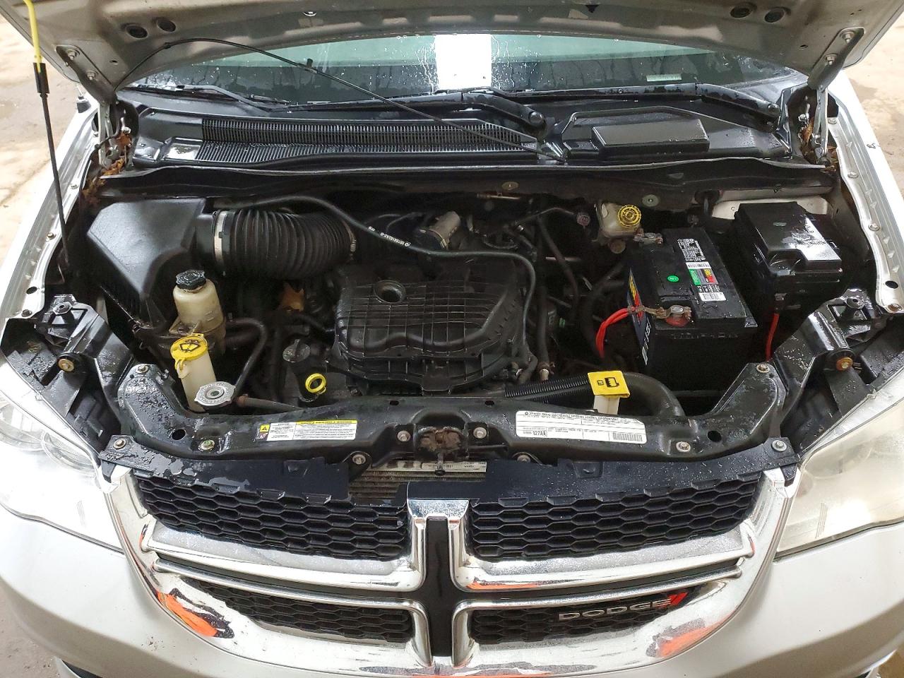 2011 DODGE GRAND CARAVAN CREW photo 34