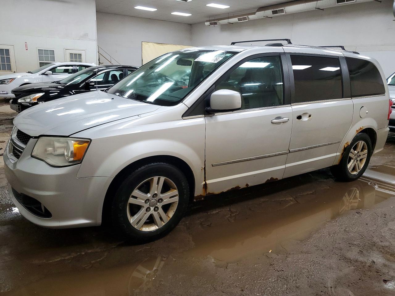 2011 DODGE GRAND CARAVAN
