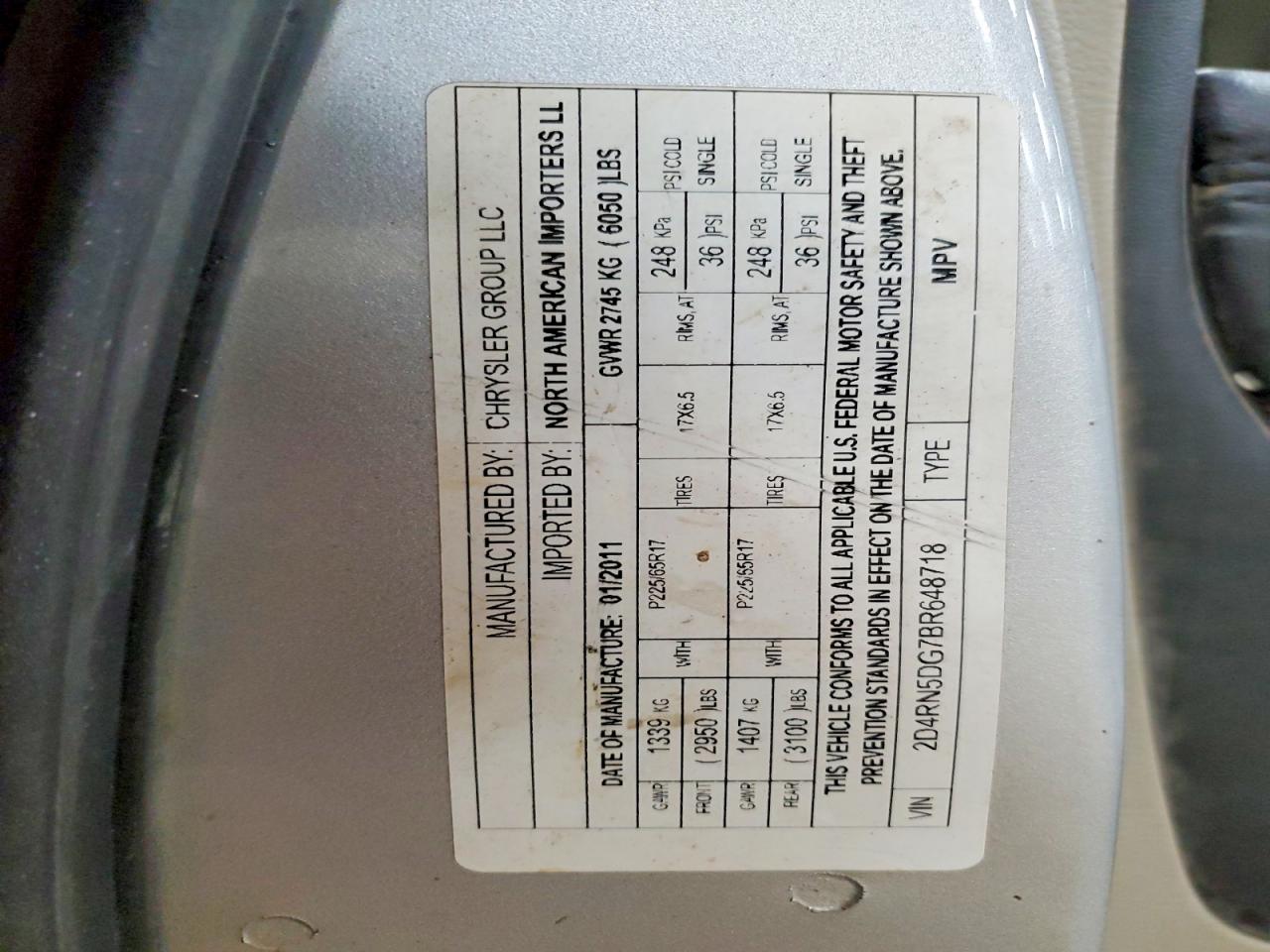 2011 DODGE GRAND CARAVAN CREW photo 37