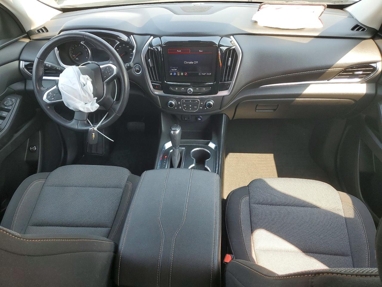2020 CHEVROLET TRAVERSE LT photo 15