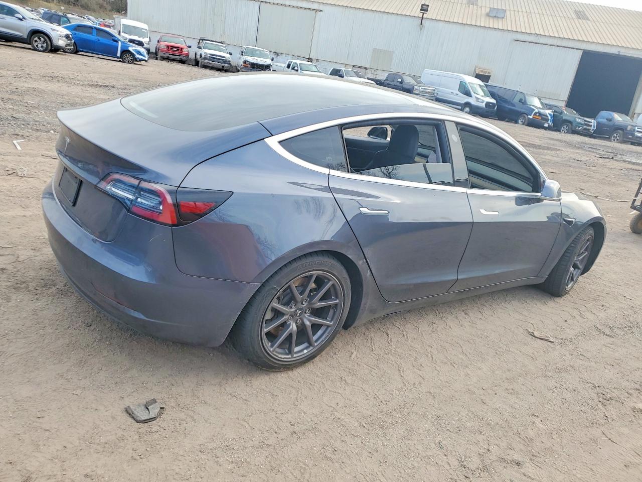 2020 TESLA MODEL 3 photo 3