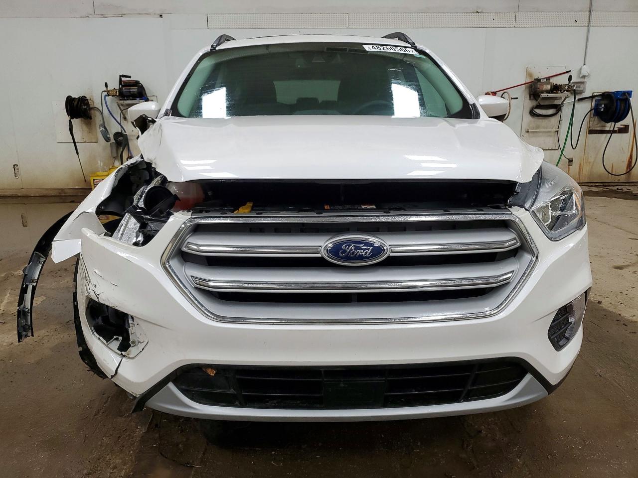 2018 FORD ESCAPE SEL photo 9
