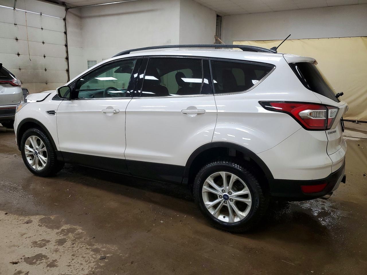 2018 FORD ESCAPE SEL photo 3