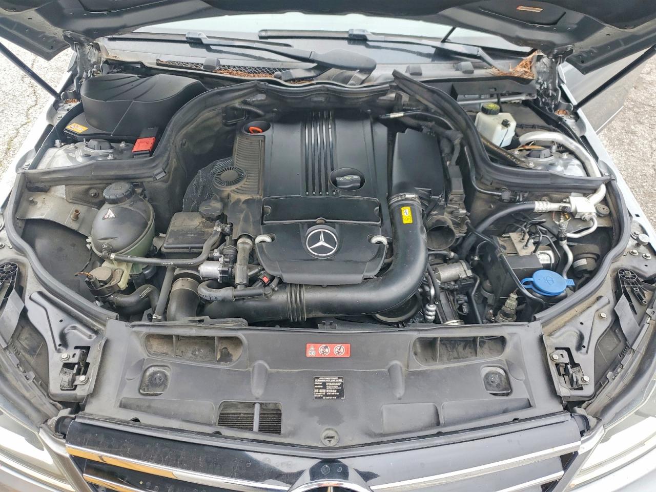 2014 MERCEDES-BENZ C 250 photo 31