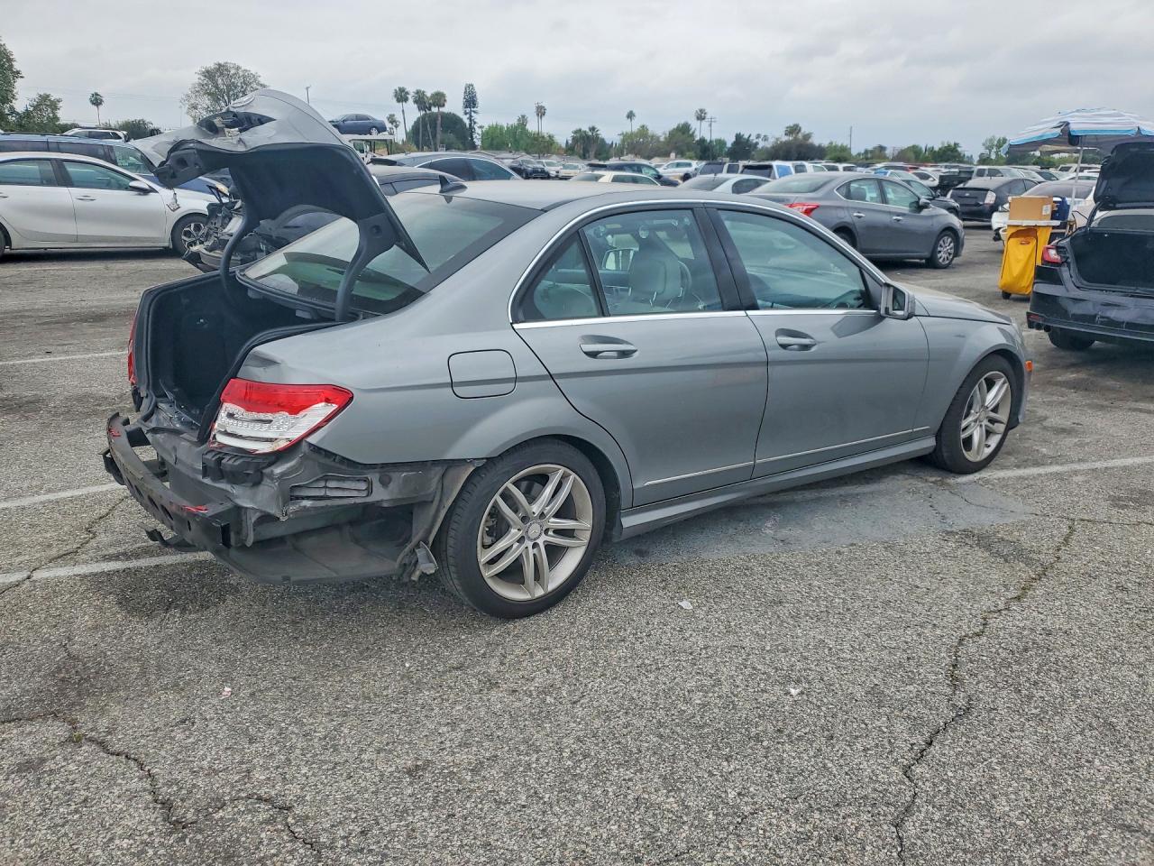 2014 MERCEDES-BENZ C 250 photo 7