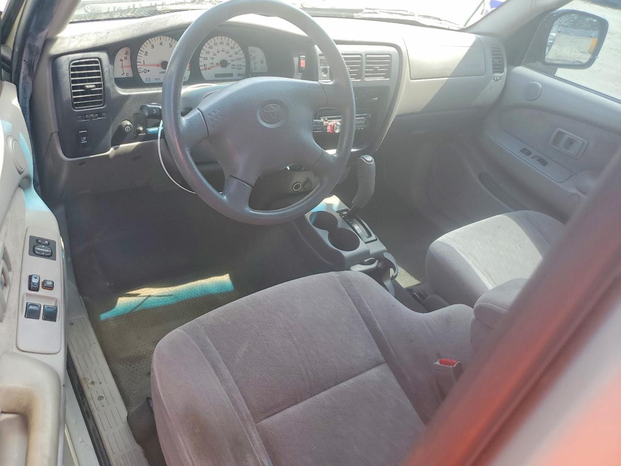 2004 TOYOTA TACOMA PRERUNNER V6 photo 15
