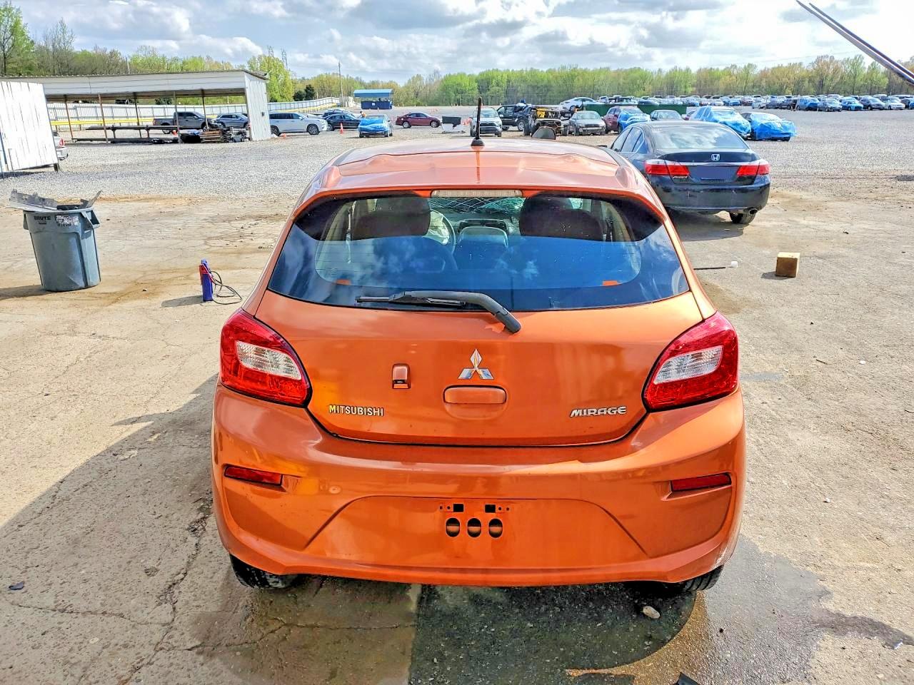 2018 MITSUBISHI MIRAGE ES photo 16