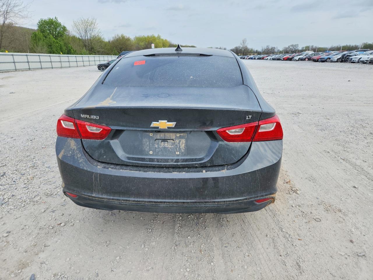 2017 CHEVROLET MALIBU LT photo 16