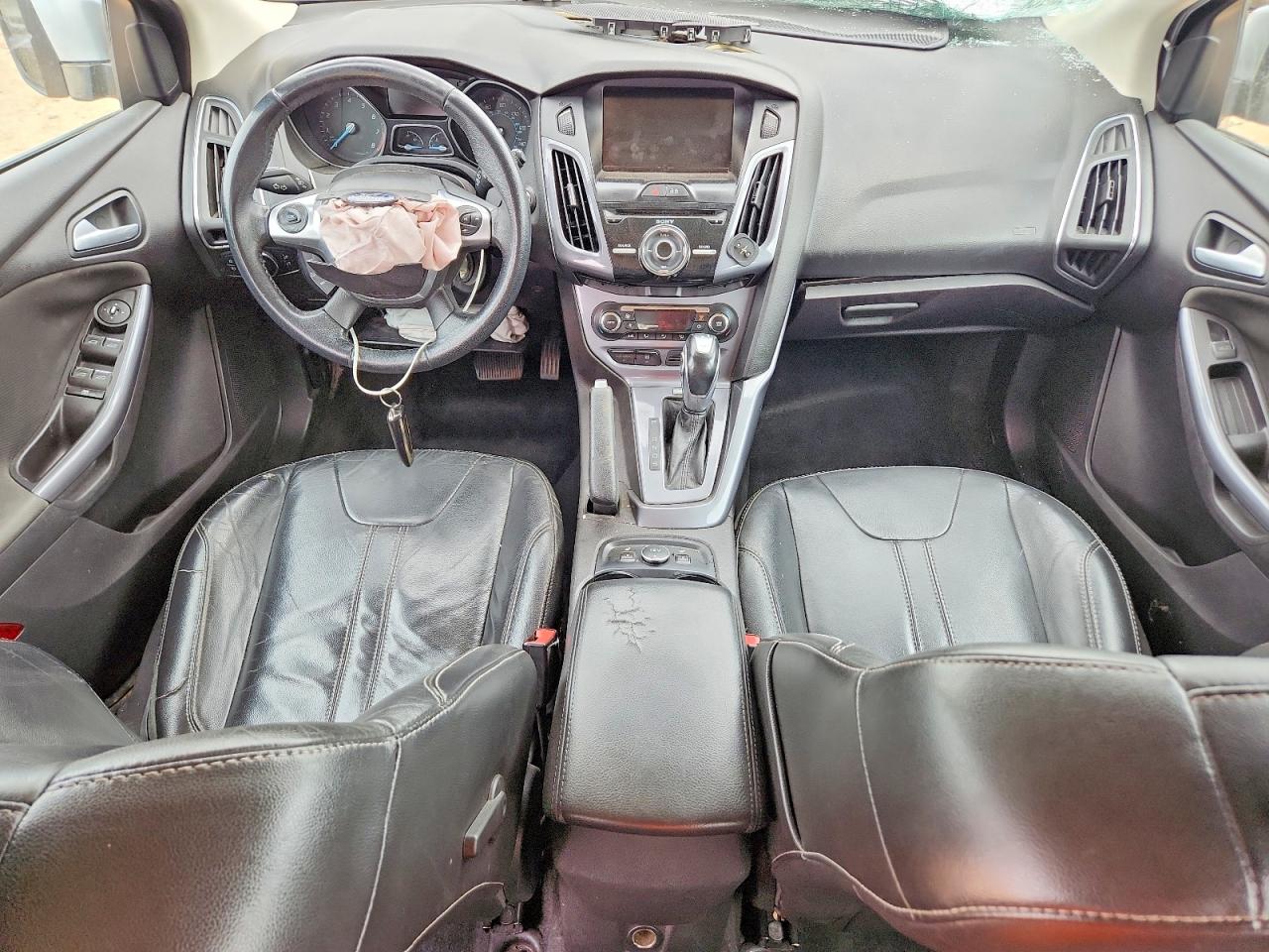2014 FORD FOCUS TITANIUM photo 8