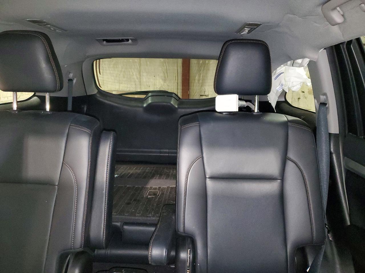 2019 TOYOTA HIGHLANDER XLE photo 10