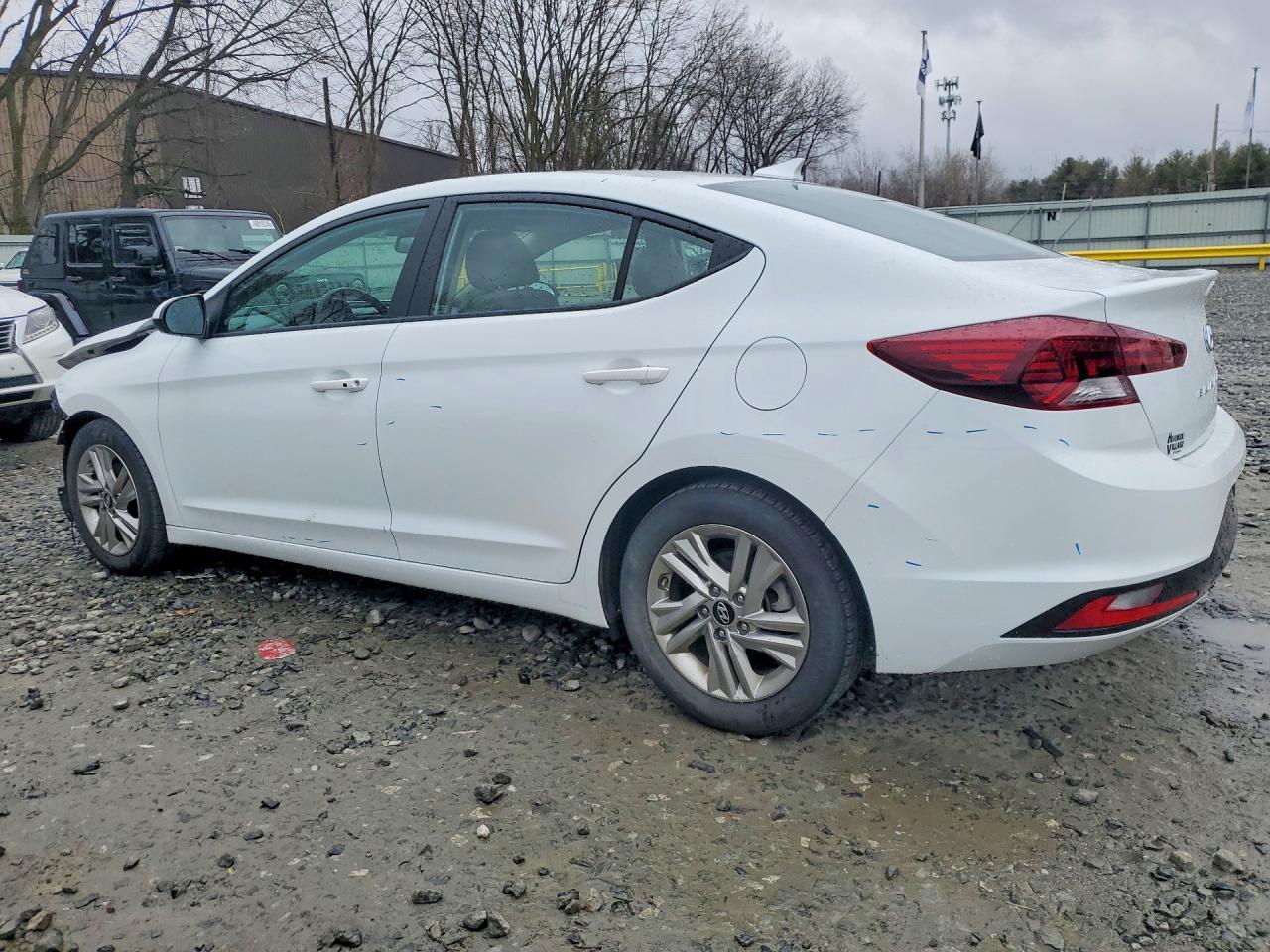 2019 HYUNDAI ELANTRA VALUE EDITION photo 3