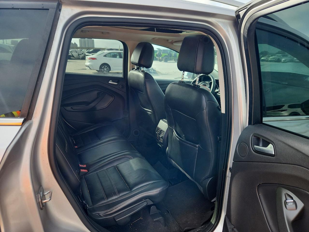 2017 FORD ESCAPE TITANIUM photo 19