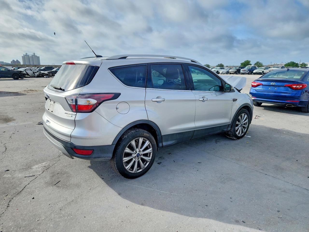 2017 FORD ESCAPE TITANIUM photo 5