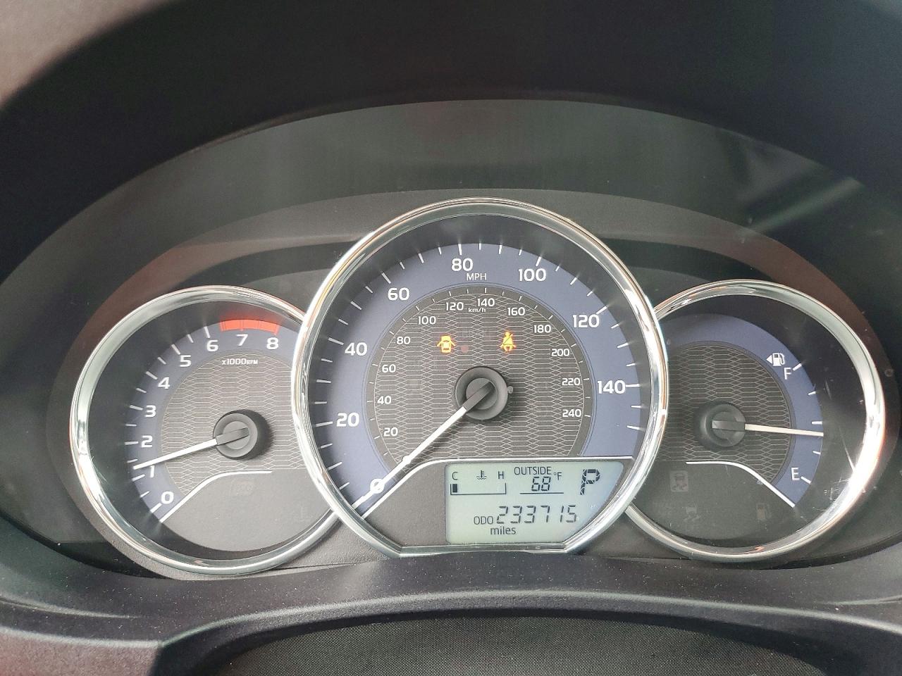 2016 TOYOTA COROLLA LE photo 25