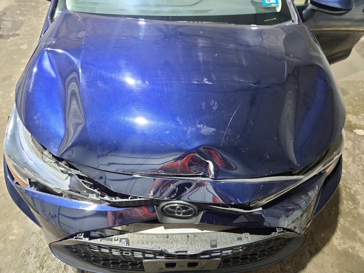 2020 TOYOTA COROLLA LE photo 11