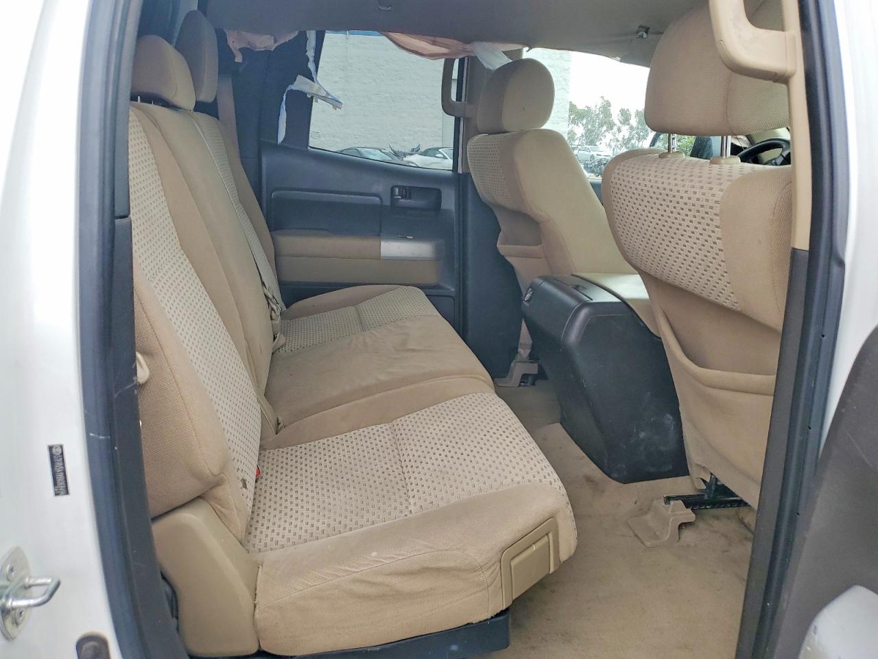 2008 TOYOTA TUNDRA SR5 photo 28