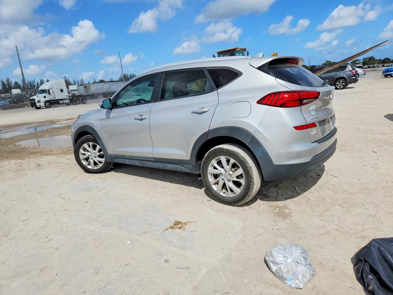 2020 HYUNDAI TUCSON VALUE photo 3