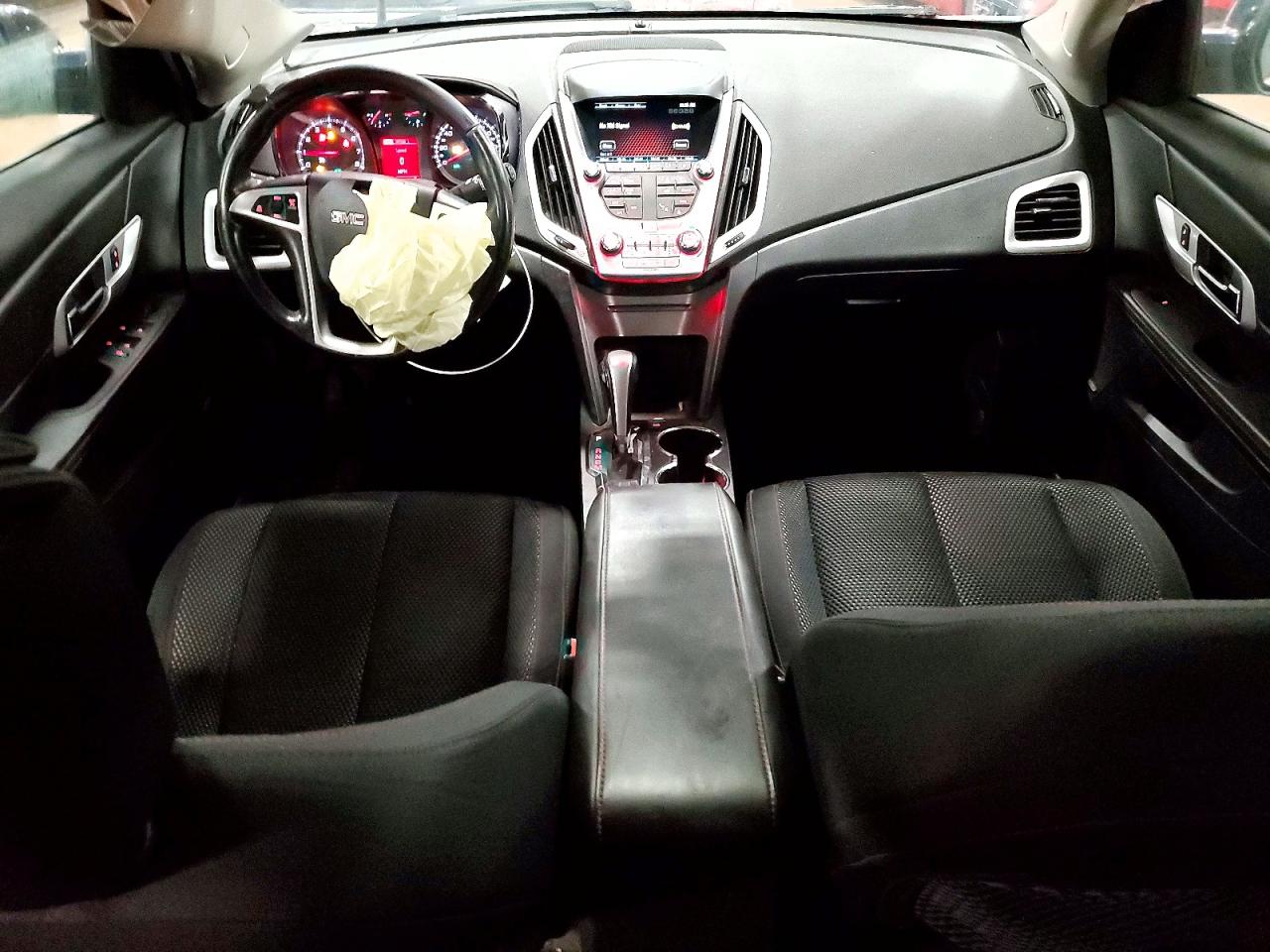 2015 GMC TERRAIN SLE photo 8