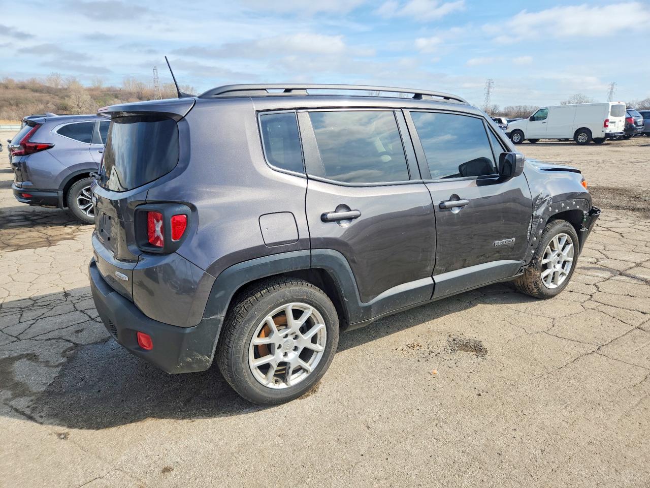 2019 JEEP RENEGADE LATITUDE photo 5