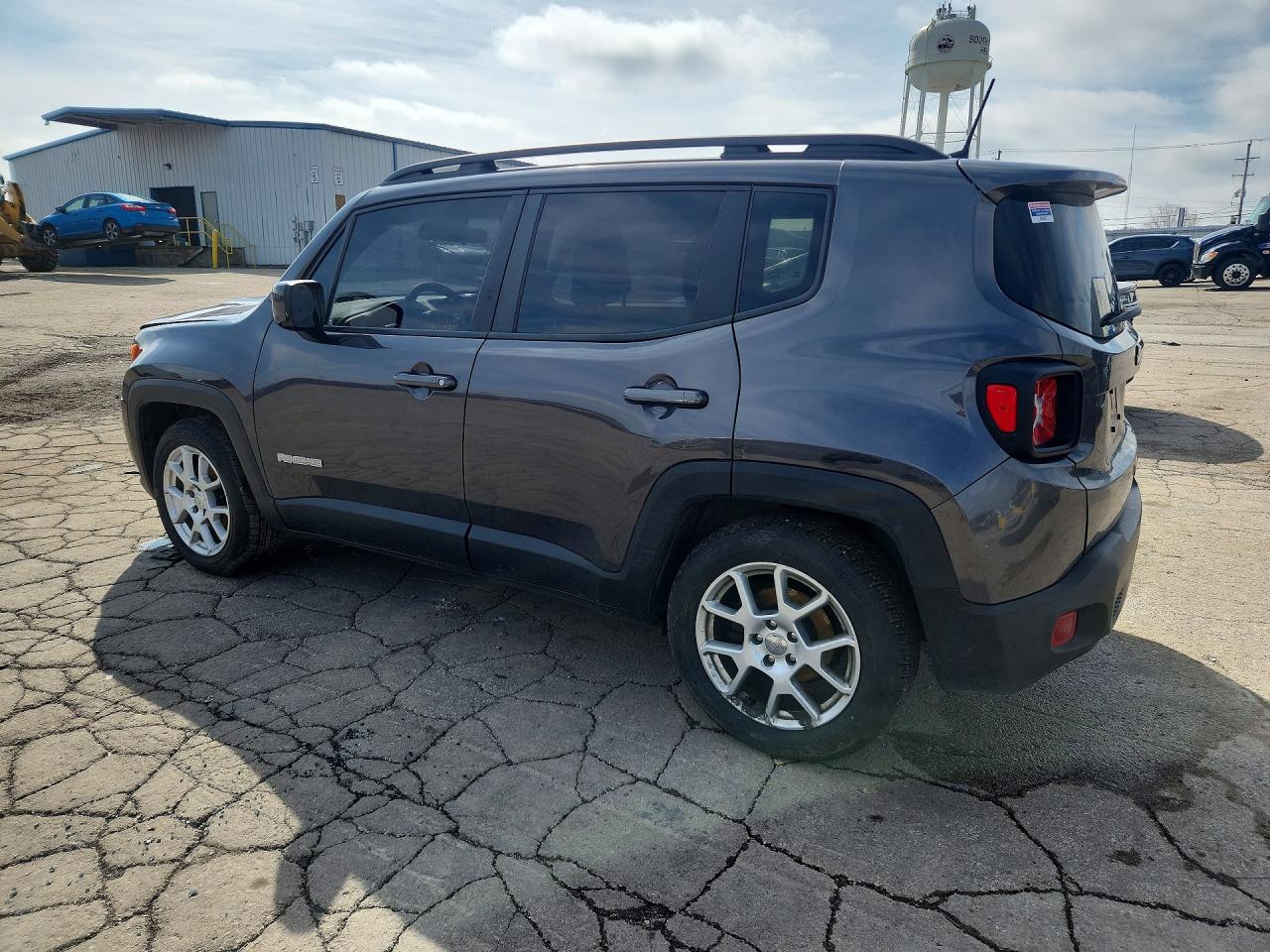 2019 JEEP RENEGADE LATITUDE photo 3