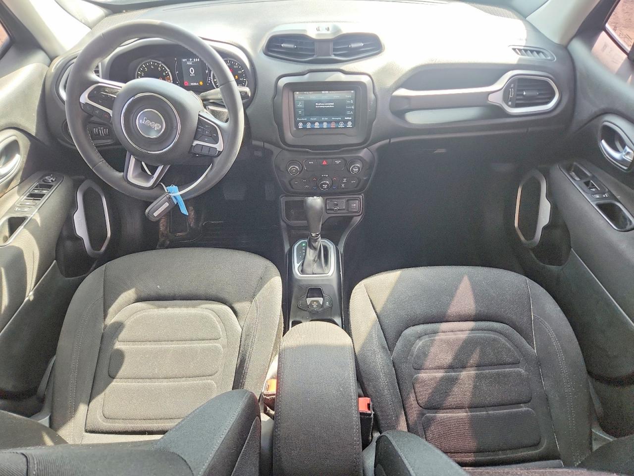 2019 JEEP RENEGADE LATITUDE photo 15