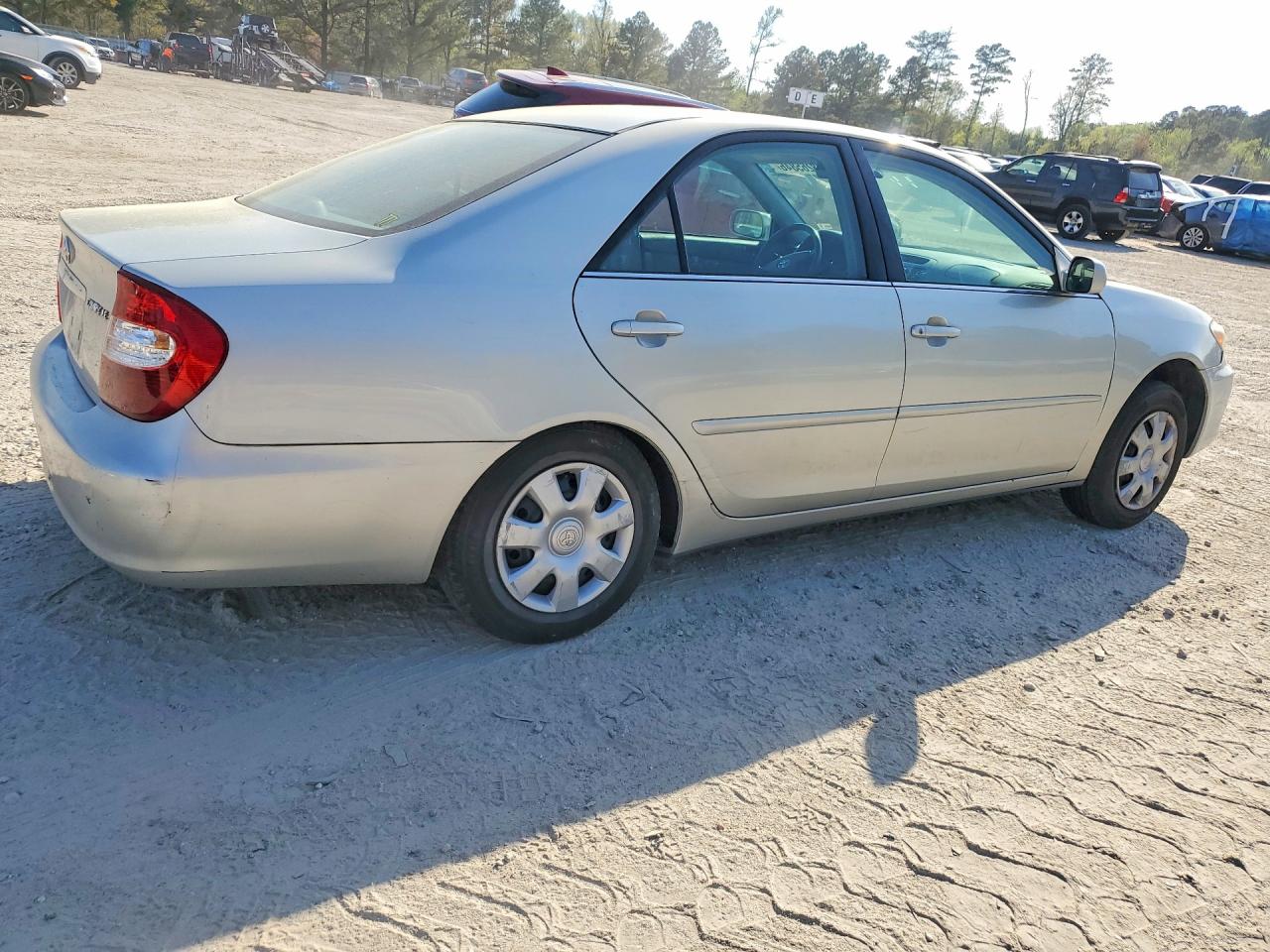 2003 TOYOTA CAMRY LE photo 7