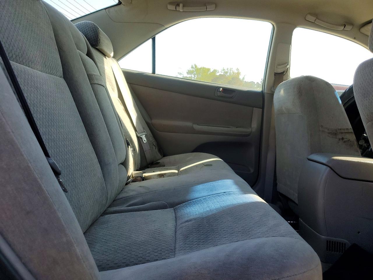 2003 TOYOTA CAMRY LE photo 28
