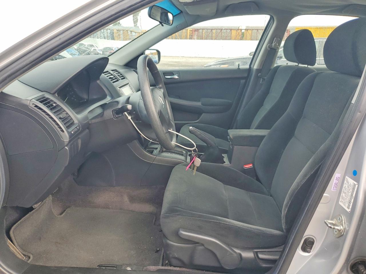 2006 HONDA ACCORD LX photo 19