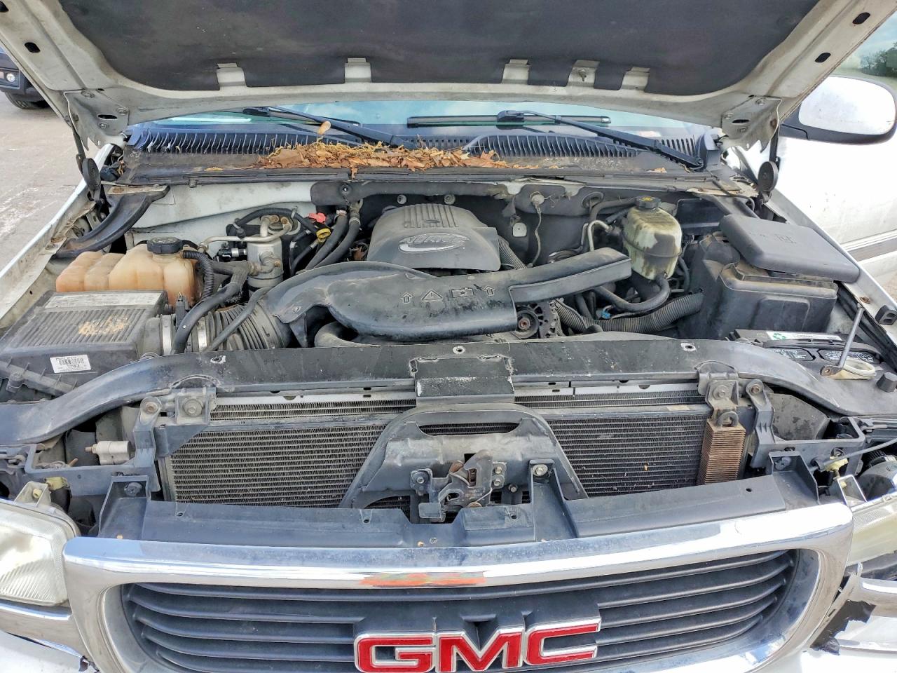 2004 GMC YUKON XL C1500 photo 23