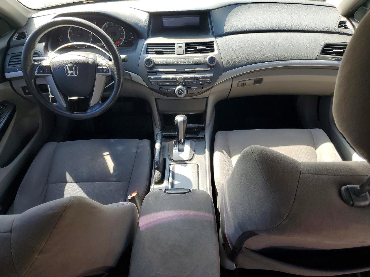 2012 HONDA ACCORD LX photo 22