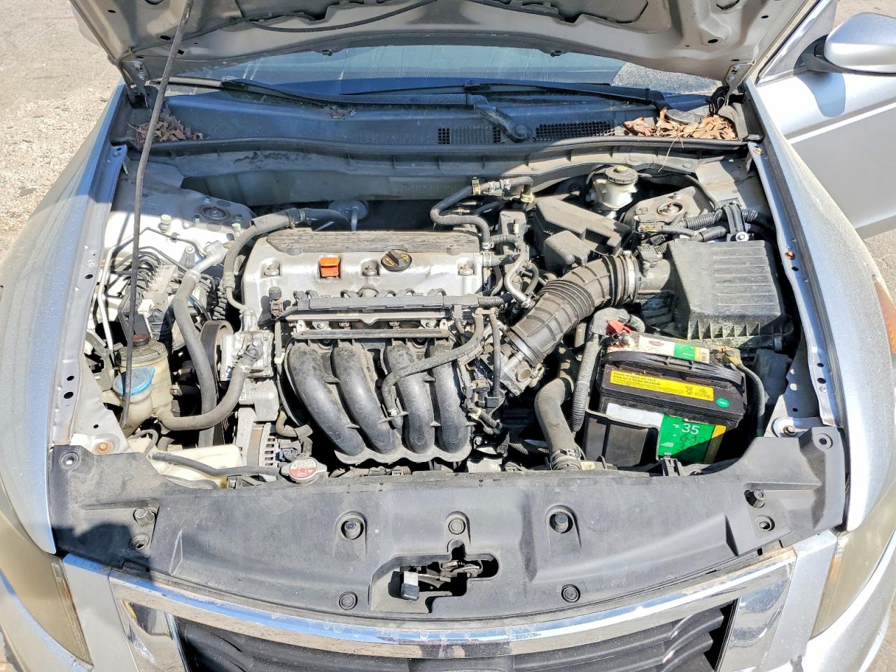 2012 HONDA ACCORD LX photo 31